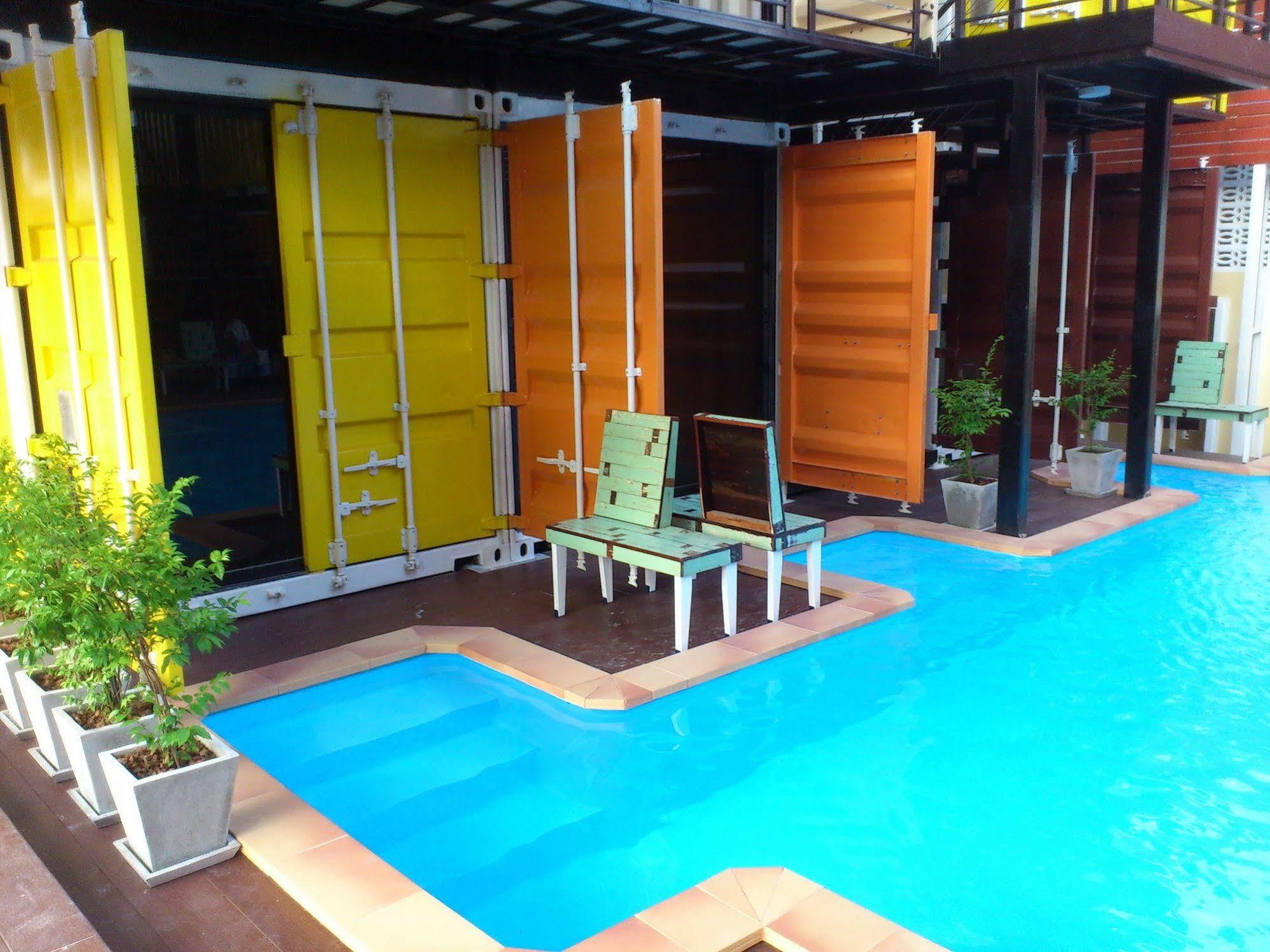 Retro Box Hotel Chumphon Exterior foto